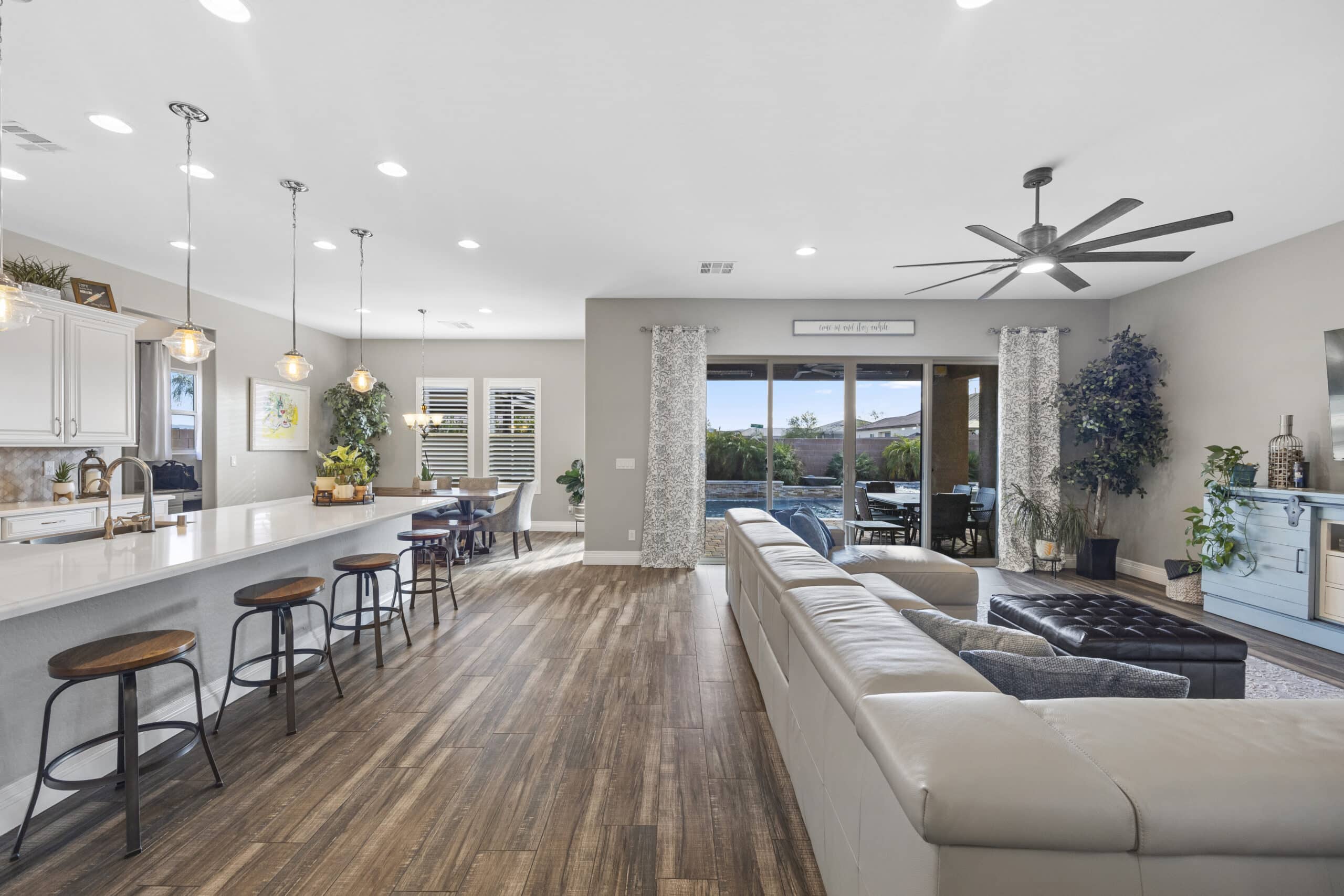 Utilizing Video Walkthroughs to Engage Potential Buyers