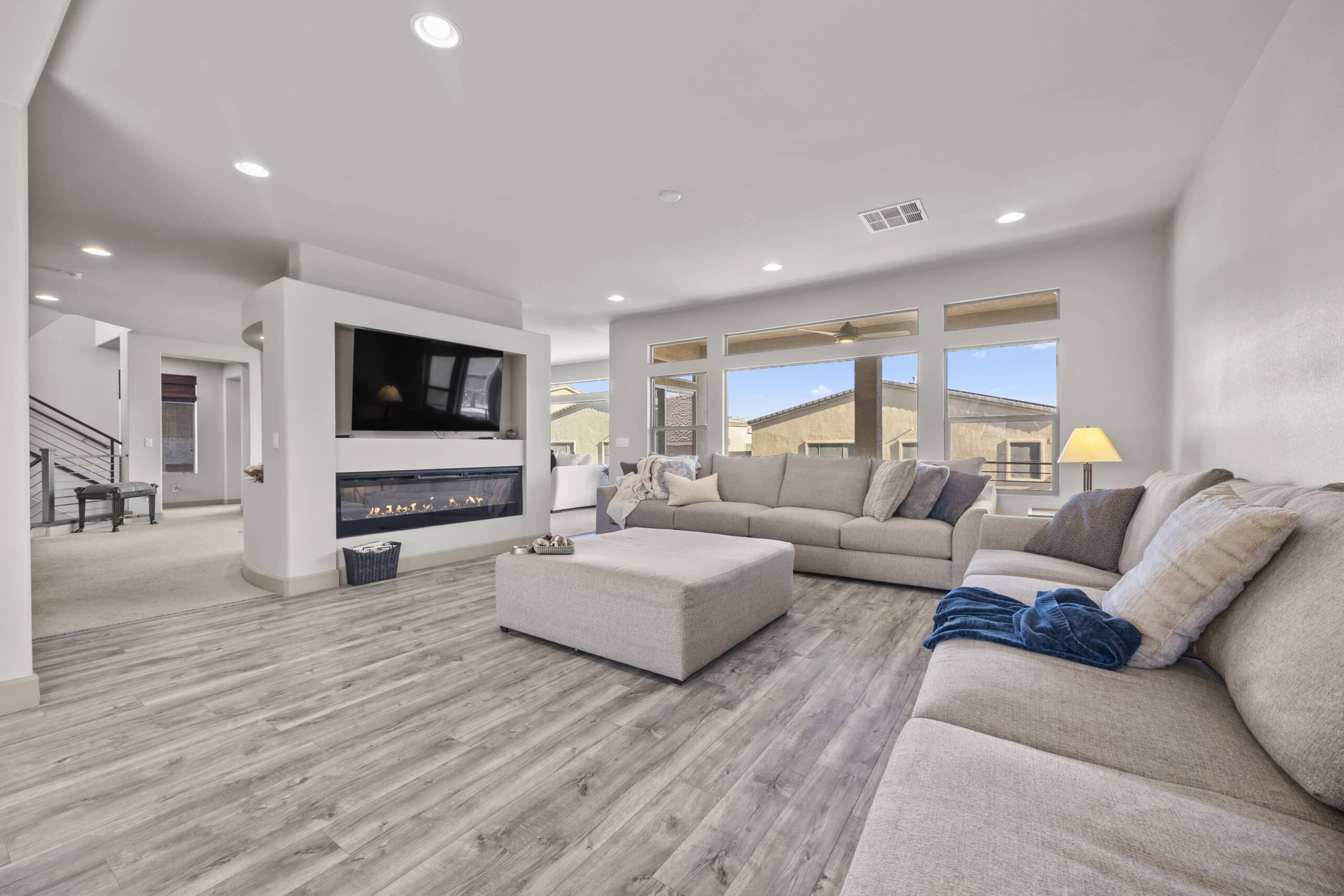 Effective Techniques for Capturing Interior Spaces