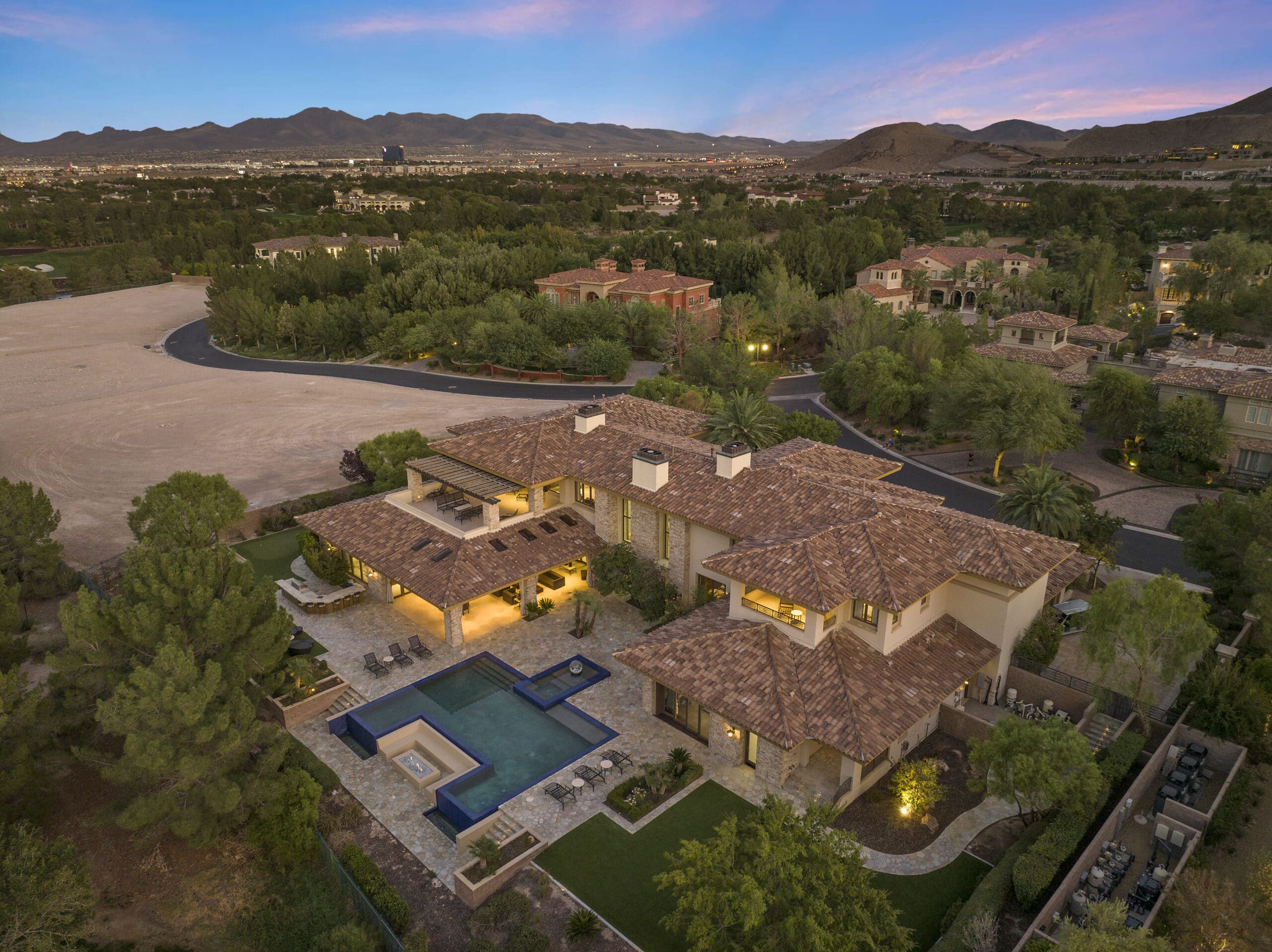 Leveraging Drone Footage to Showcase Property Surroundings