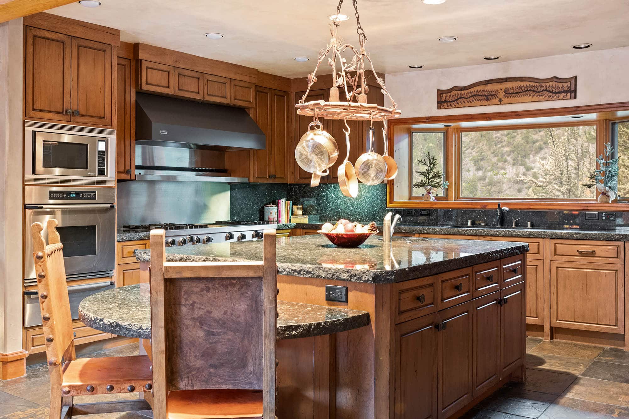 The Importance of Consistent Branding Across Listings